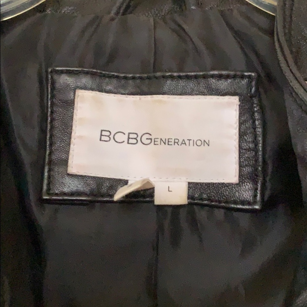 Leather jacket - Picture 2 of 6